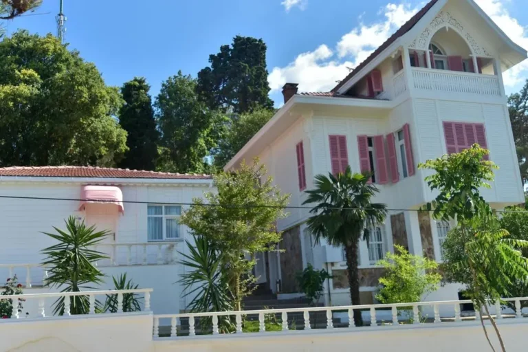 Noya Köşk Otel