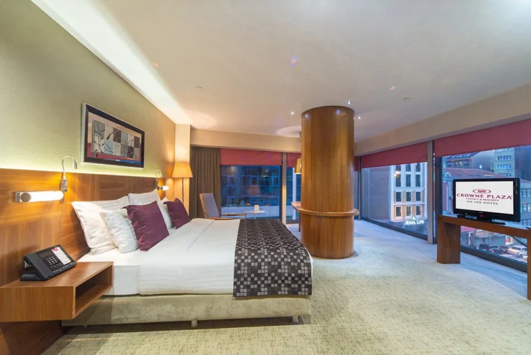 Crowne Plaza Istanbul – Harbiye, an IHG Hotel photo 2