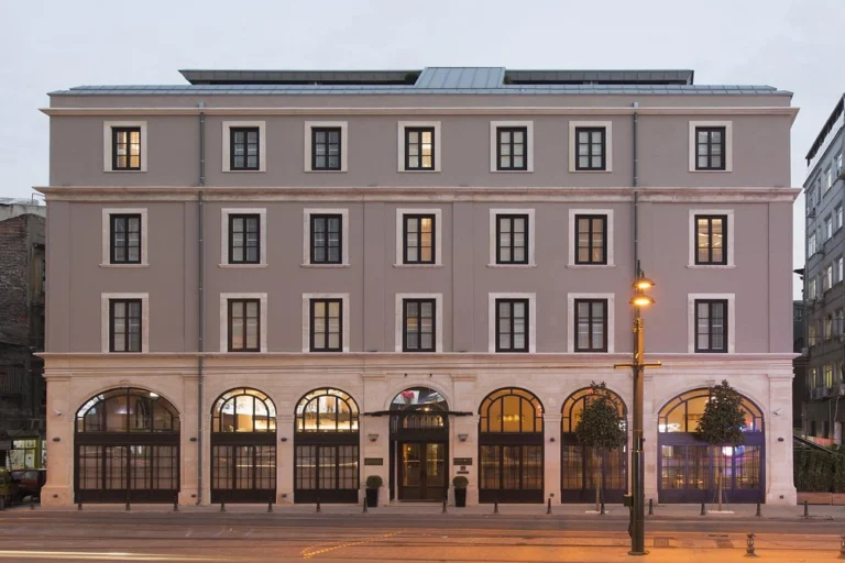 10 Karakoy