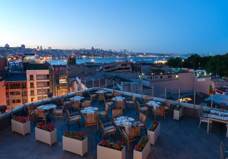 DoubleTree by Hilton Istanbul – Sirkeci photo 2