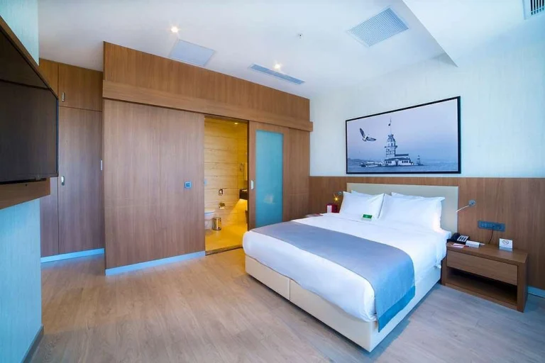 Ramada by Wyndham Istanbul Old City photo 2