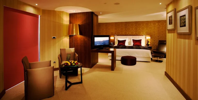 Crowne Plaza Istanbul – Harbiye, an IHG Hotel photo 3