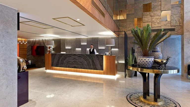 Lady Diana Hotel photo 2