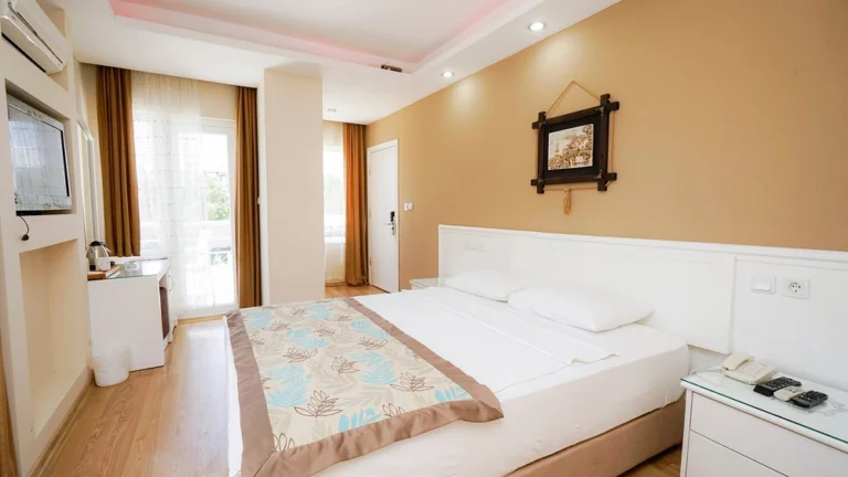 Lara World Hotel