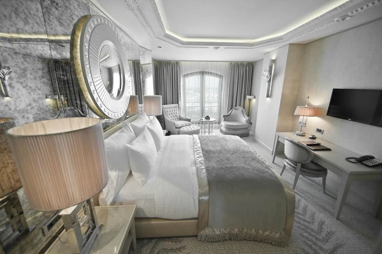 Wyndham Grand Istanbul Kalamis Marina Hotel