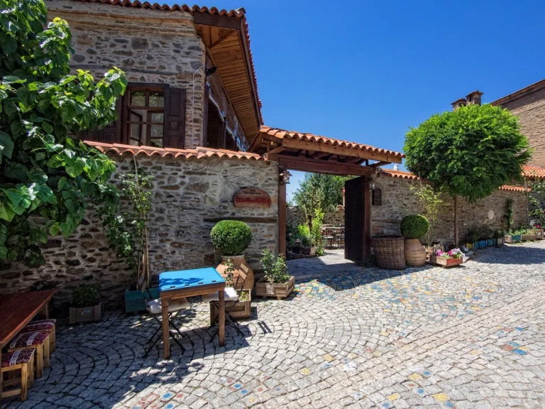 Birgi Hotel Saliha hanim Tas Konak