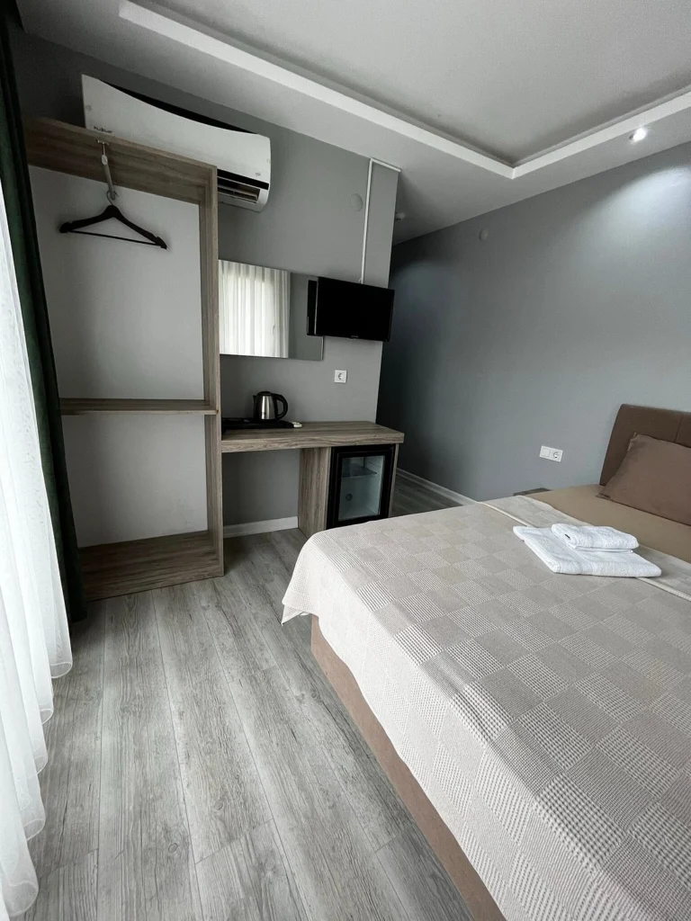 Cesme Life Otel