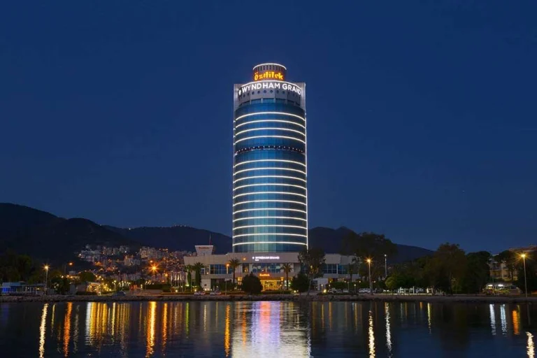 Wyndham Grand İzmir Özdilek