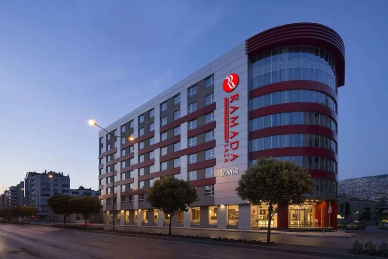 Ramada Plaza By Wyndham İzmir