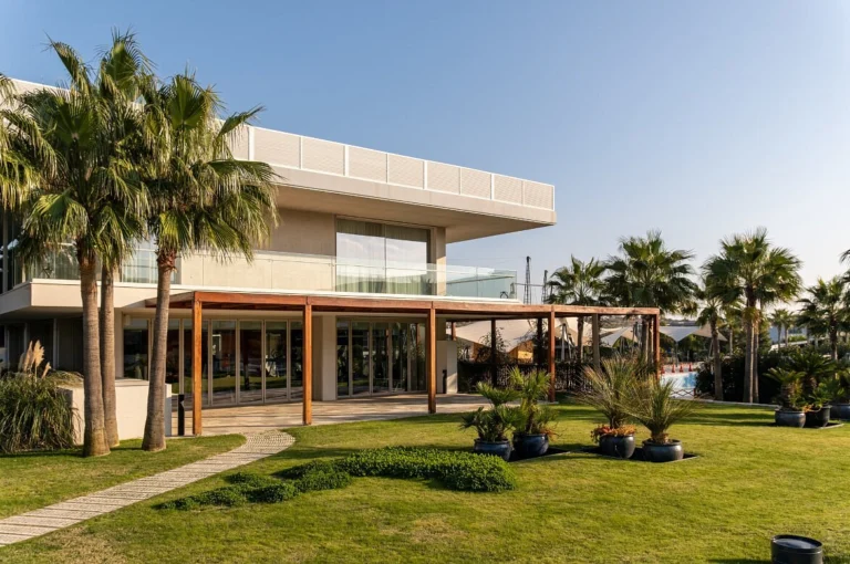 Hiddenbay Teos Hotel