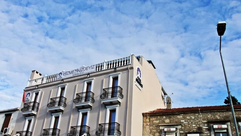 Menendi Otel