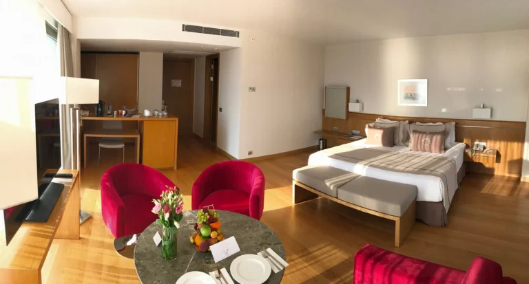 On’live Deluxe Hotel photo 2
