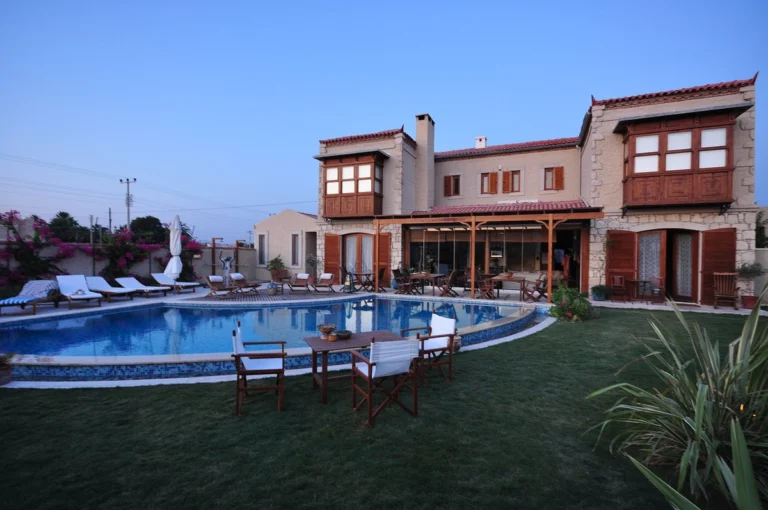 Sedirli Ev Alacati