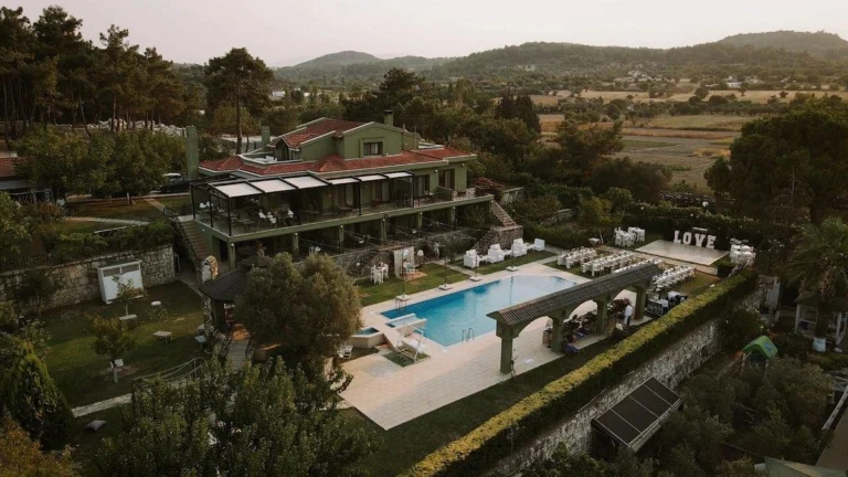 Belizi Hotel