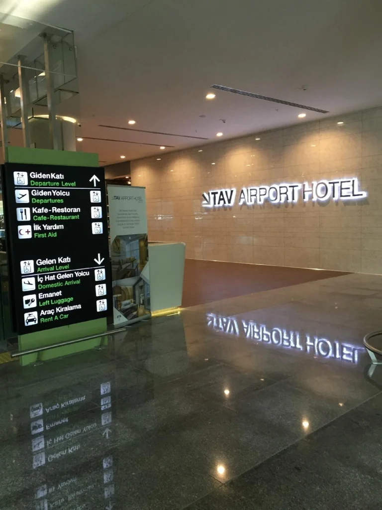 Tav Airport Hotel Izmir