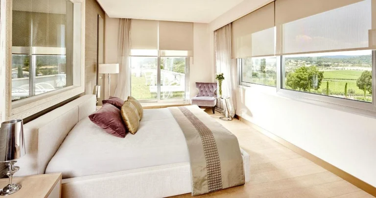 2ROOMS Hotel photo 3