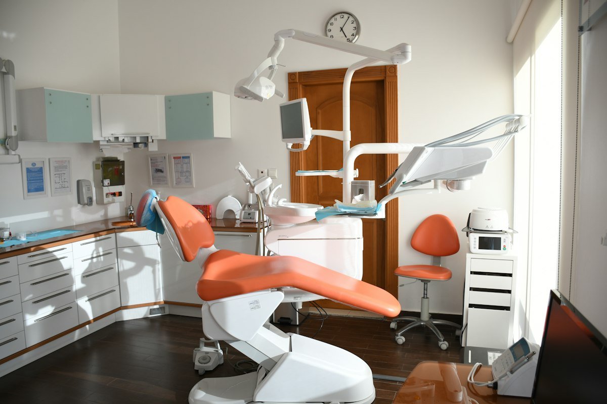 Dental Veneers Turkey Review: E-Max, Zirconia & Smile Design